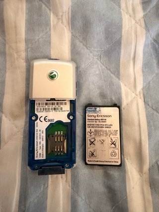 Telefono vintage Sony Ericsson T290 Grigio/Argento
