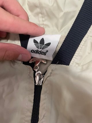 Chaqueta Adidas Vintage Beige y Negra