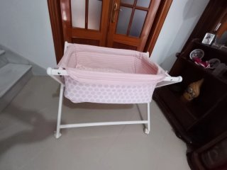 Minicuna tijera bebé rosa lunares
