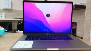 MacBook Pro 15'' 2016 I7-6820HQ 16GB RAM SSD 500GB