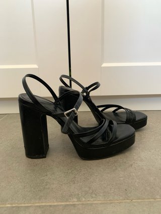 Tacones negros altos talla 37