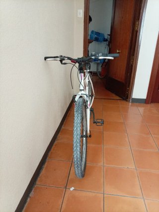 Bicicleta Rockrider Blanca