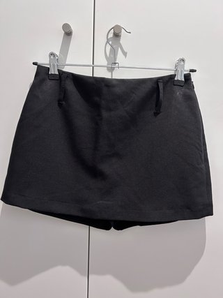 Falda pantalón negra
