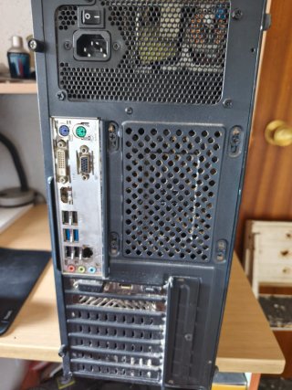 Torre PC Intel i5-7400 GTX 1050 Ti