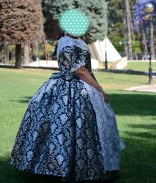 Traje de Fallera Negro Talla 44/46
