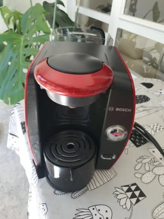 Cafetera Cápsulas Bosch Roja