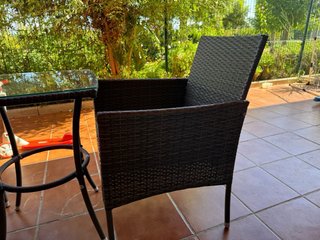 Conjunto mesa cristal y 2 sillones exterior