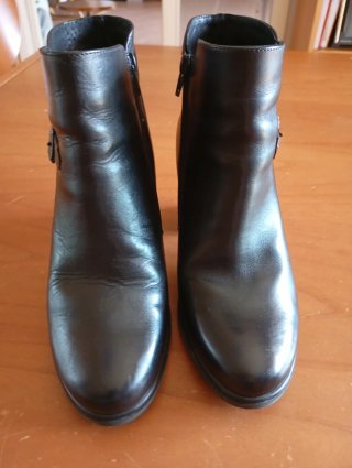Scarpe a tronchetto nere in pelle