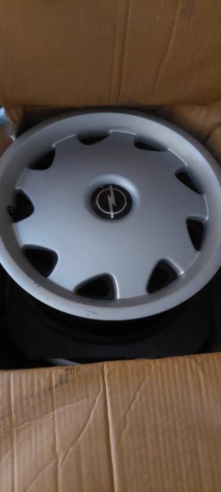 4 Llantas y Tapacubos Opel Omega B