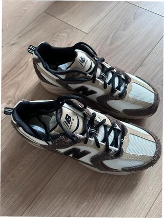 New Balance 530 Marrón Tan Talla 45