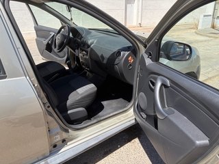 Dacia Duster 2011