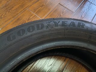 Neumático Goodyear Radial Tubeless