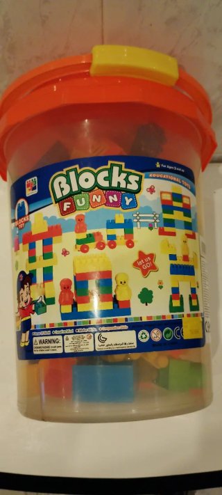 Cubo de piezas de construcción tipo Lego