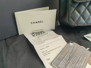 Mala Chanel Flap Bag 25 Classic em pele Caviar