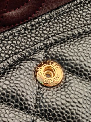 Mala Chanel Flap Bag 25 Classic em pele Caviar