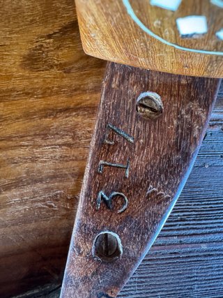 Mesa auxiliar India madera incrustaciones vintage