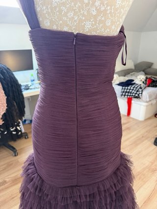 Vestido de fiesta morado