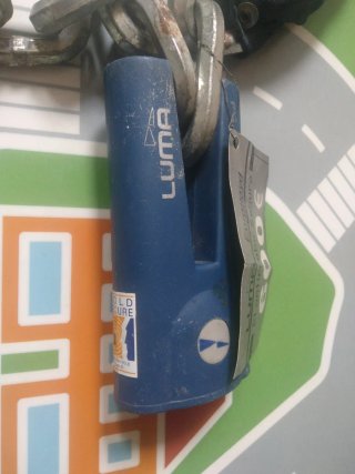 Candado y cadena Luma