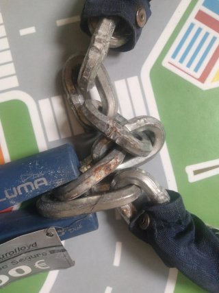 Candado y cadena Luma