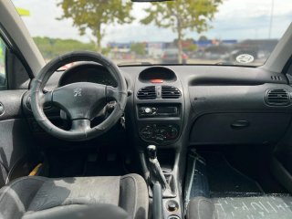 Peugeot 206 2002
