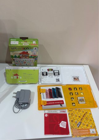 Nintendo 3DS XL Nintendogs + Mario