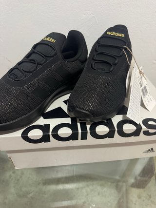 Zapatillas Adidas Mujer Negro y Dorado