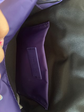Bolso morado Pull&Bear acolchado cadena