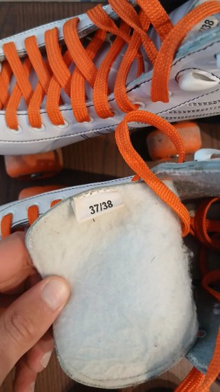 Patines Boomerang 4 Ruedas Blancos Naranja