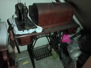 Máquina de coser antigua Singer