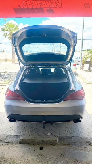 Mercedes-Benz Clase CLA 2015