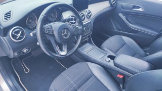 Mercedes-Benz Clase CLA 2015