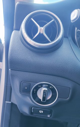 Mercedes-Benz Clase CLA 2015