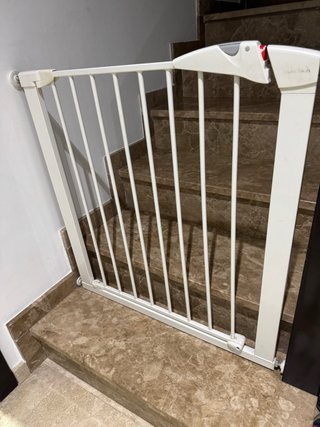 Valla seguridad niños Munchkin