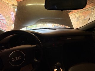 Audi A6 Allroad 2001 LEER BIEN