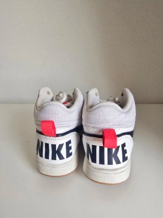 Botas deportivas Nike blancas y azules T36