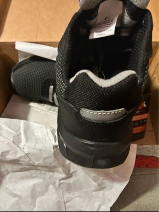 Zapatos de seguridad U-Power negros y grises