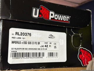 Zapatos de seguridad U-Power negros y grises