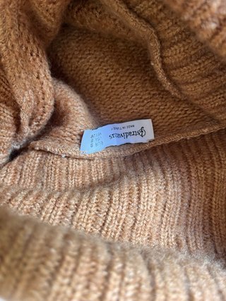 Jersey Stradivarius cuello alto, oversize