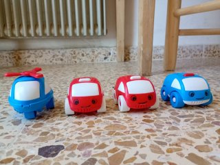 Circuito y parking coches plástico eureka kids