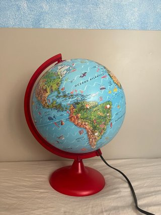 Globo terráqueo educativo infantil sin luz