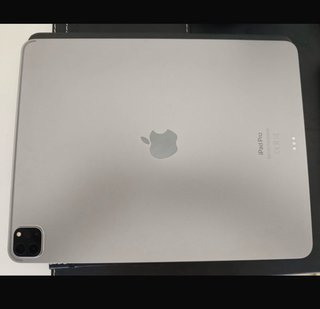 iPad Pro 12,9” M2 128GB + Magic Keyboard