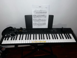Piano Eléctrico 61 Teclas