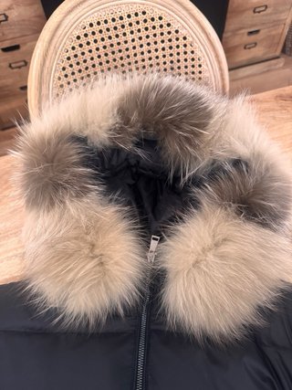 Plumífero Moncler Negro con Capucha