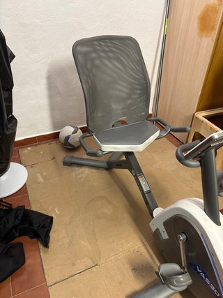Bicicleta Estática y Saco Boxeo