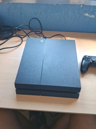 PS4 (PlayStation 4) + Mando Negro