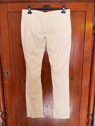Pantaloni bianchi ricamati