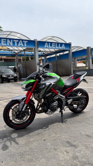 Kawasaki Z900