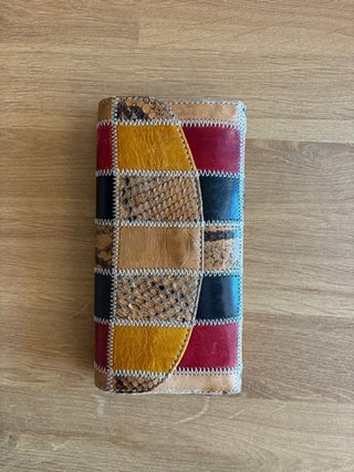 Cartera multicolor de piel