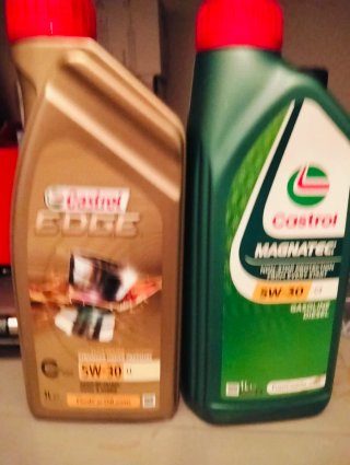 Olio motore Castrol EDGE 5W-30