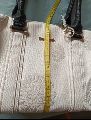 Bolso Desigual Blanco y Dorado
